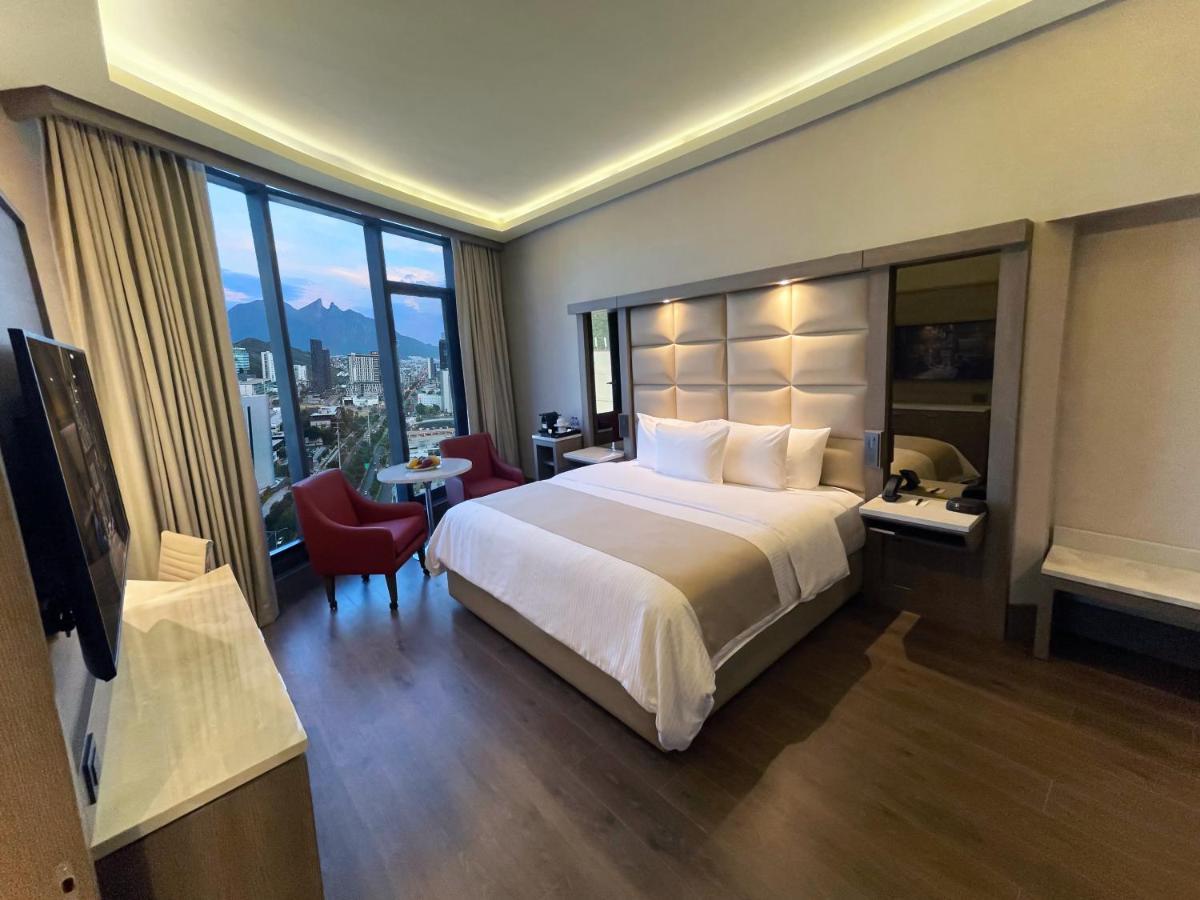 Safi Royal Luxury Metropolitan Hotel San Pedro Garza Garcia Eksteriør billede