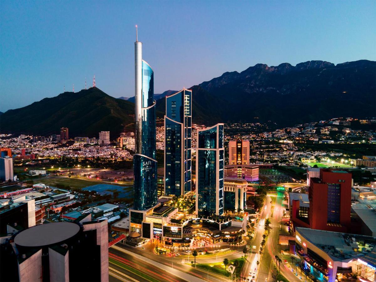 Safi Royal Luxury Metropolitan Hotel San Pedro Garza Garcia Eksteriør billede Torre Futura, the tallest building in Guadalajara.