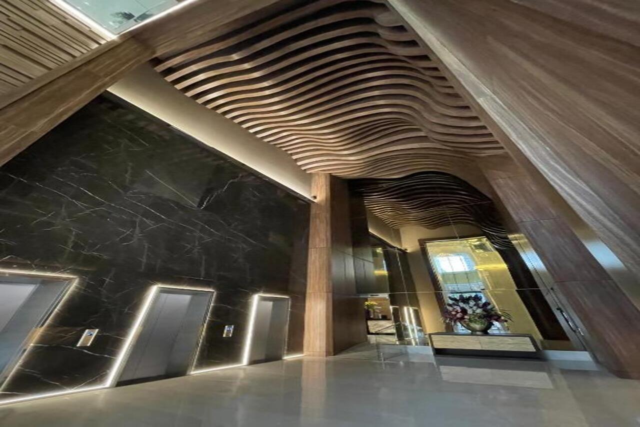 Safi Royal Luxury Metropolitan Hotel San Pedro Garza Garcia Eksteriør billede The lobby of the hotel